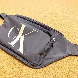 Calvin Klein lightweight sling bag